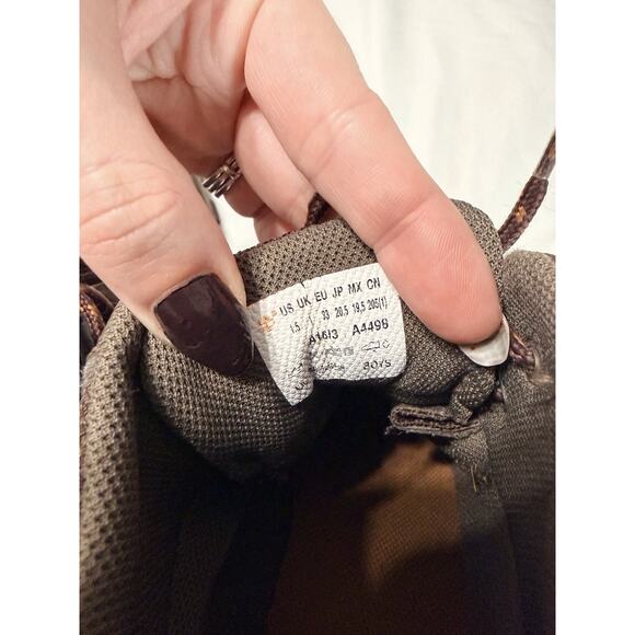 Timberland boots - hiking, waterproof, snow - kids size 1.5 - Picture 4 of 6